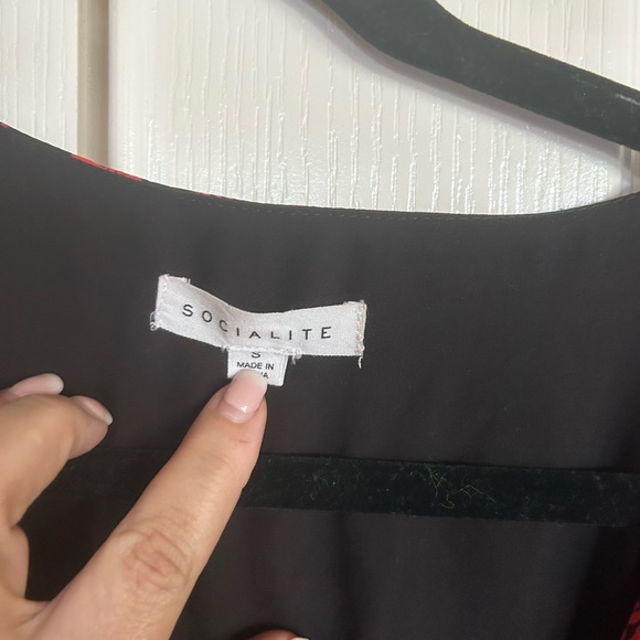 Socialite lip print faux wrap puff sleeve ruffle mini dress size small - Picture 7 of 8